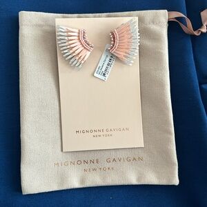 NWT Mignonne Gavigan mini Madeleine earrings blush and silver